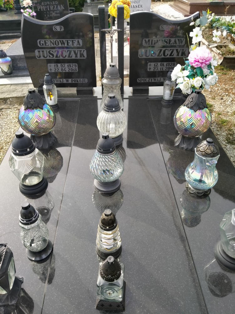 Grób Mirosław Juszczyk